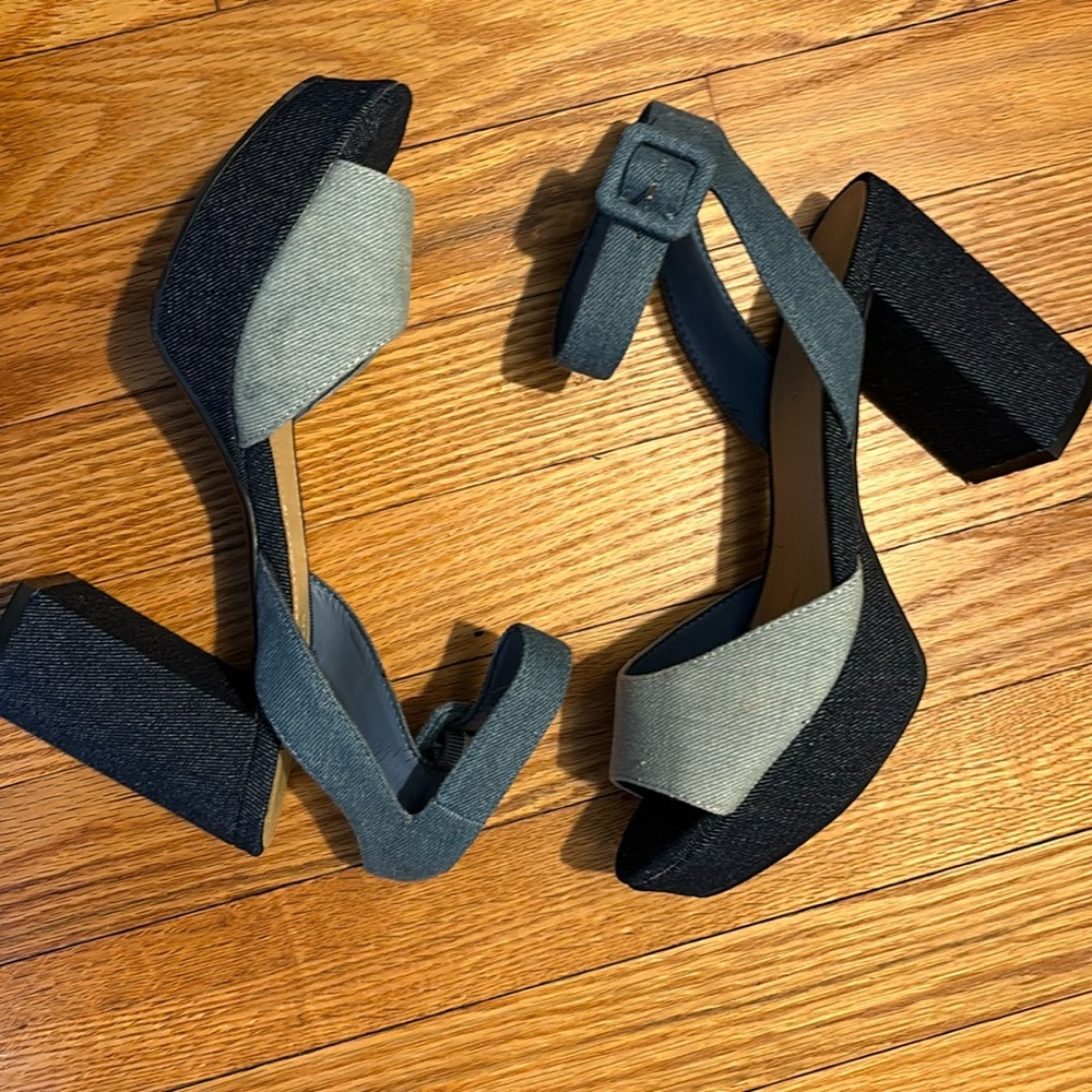 Marc Fisher denim platform shoes, size 7